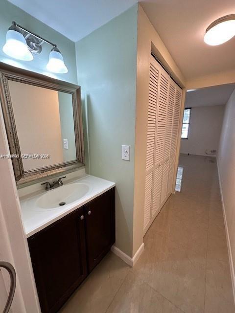 Building Photo - 10845 SW 112th Ave