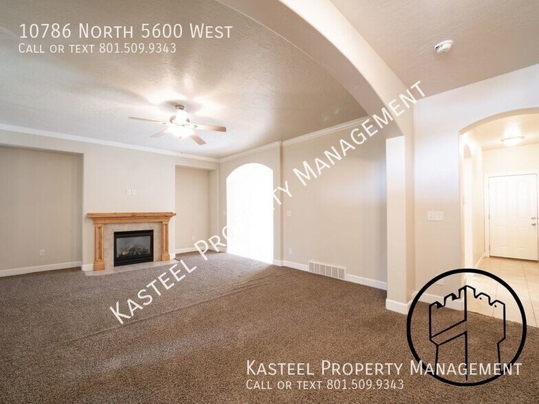 Building Photo - 10786 N 5600 W