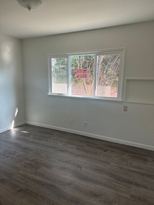 Building Photo - Charming 3-Bedroom Home in Downtown La Verne