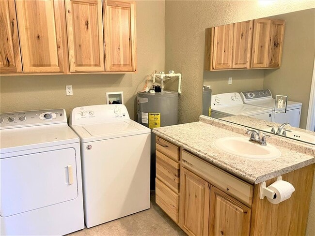 Building Photo - 29311 Lazy Pine Dr