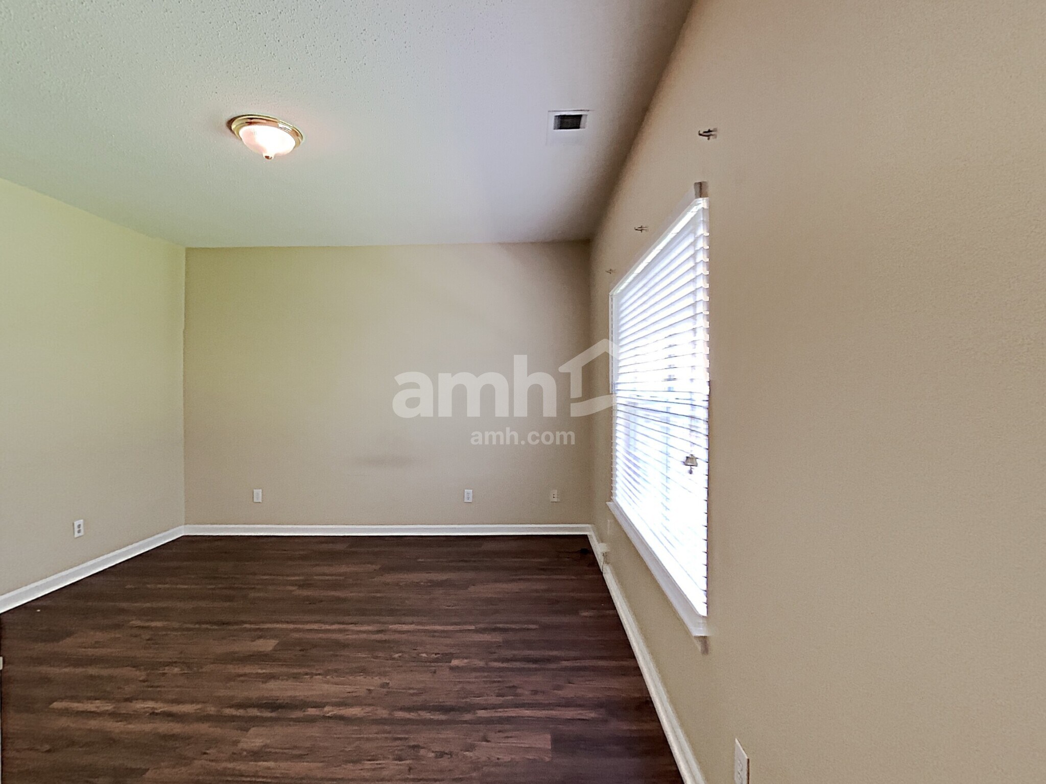 Building Photo - 2006 Farm Hill Ct