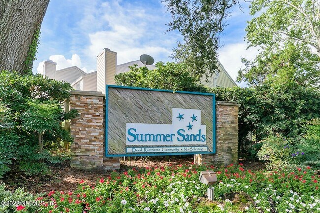 Building Photo - 127 Sand Castle Way