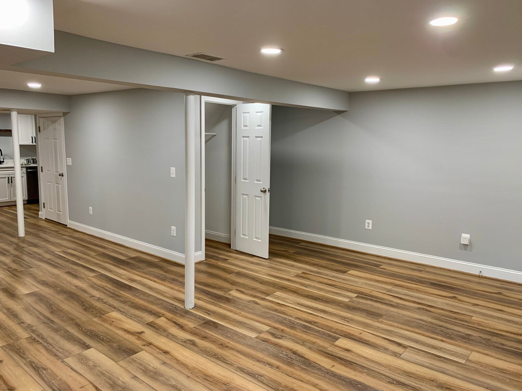 Building Photo - 3076 Holmes Run Rd