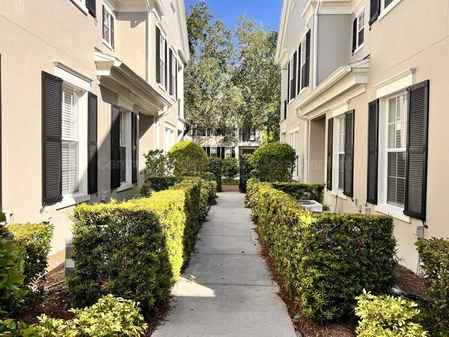 Building Photo - 1519 Lake Baldwin Ln