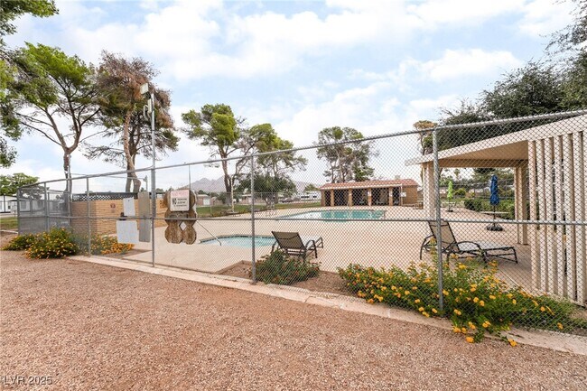 Building Photo - 2847 Mammoth Ct