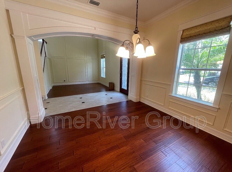 Building Photo - 10531 Mistflower Ln