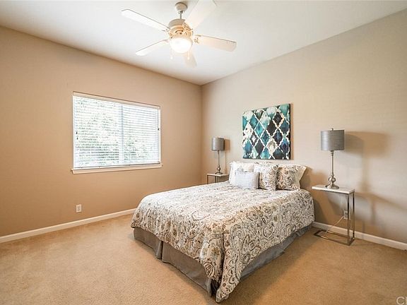 Building Photo - 109 Sterling Oaks Dr