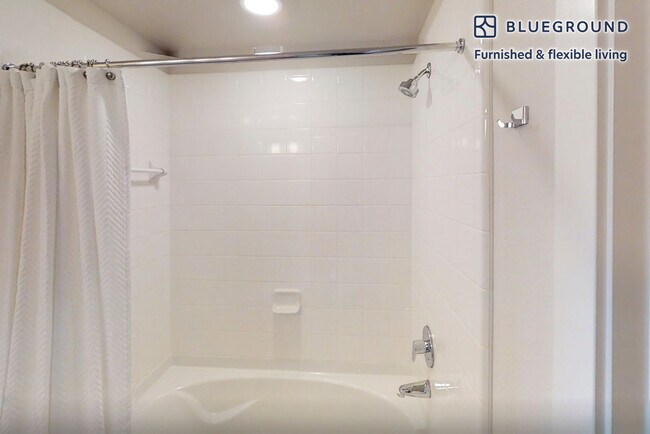 Building Photo - 13195 W Progress Cir