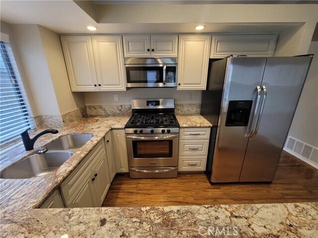 Building Photo - 1221 N Dearborn St