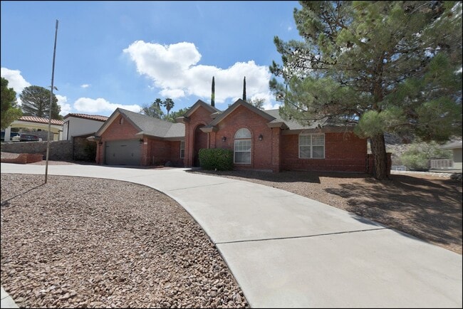 Building Photo - Coming Soon!