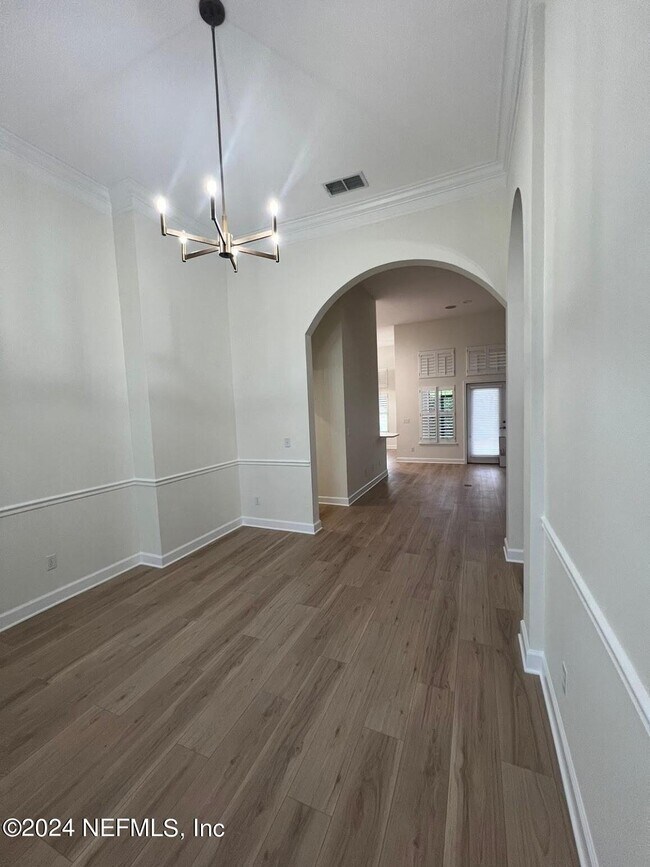 Building Photo - 2436 Cimarrone Blvd