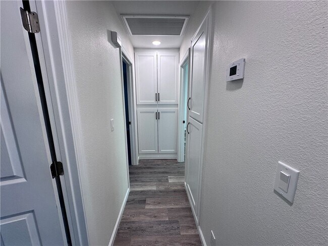 Building Photo - 2020 Whitewater Dr