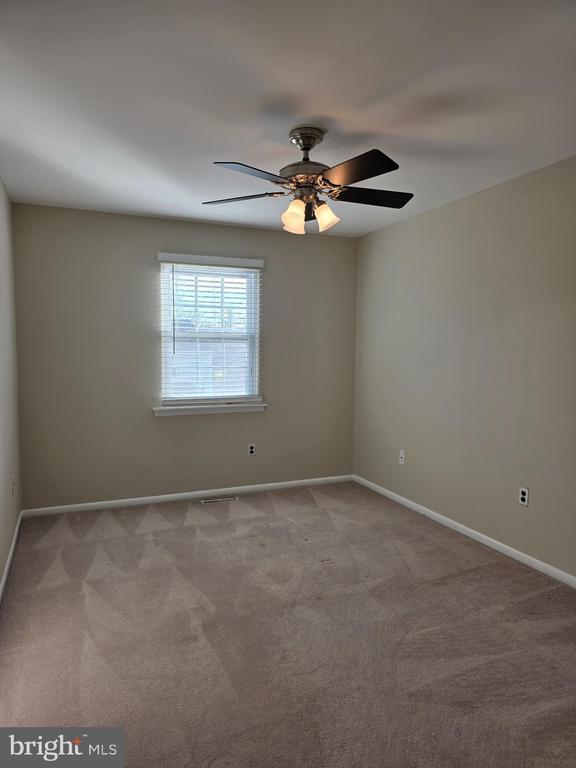 Building Photo - 412 3rd St