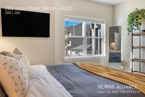 Building Photo - 285 High Point Dr