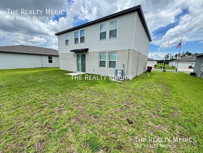 Building Photo - 3505 Bonsilva St