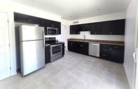 Building Photo - Stunning remodeled 3-bedroom home