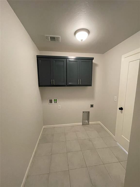 Building Photo - 413 Irish Ln