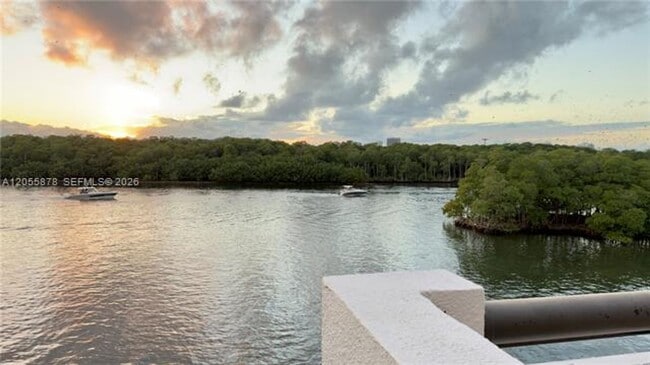 Building Photo - 456 Poinciana Island Dr