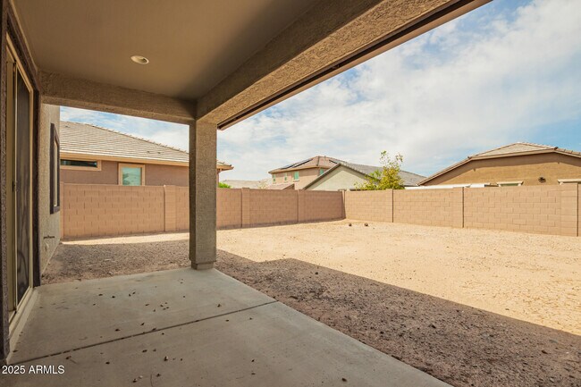 Building Photo - 12354 W Gardenia Ct