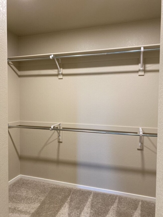 Building Photo - $300 Off 1st Month if Lease Starts by 5/1!