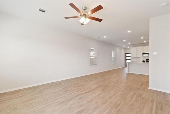Building Photo - 5827 Fresh View Ct