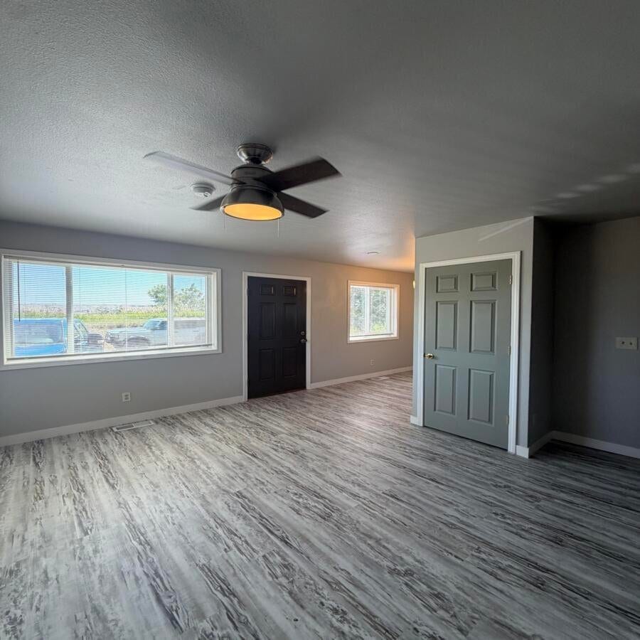 Building Photo - 1147 Eldora Ln
