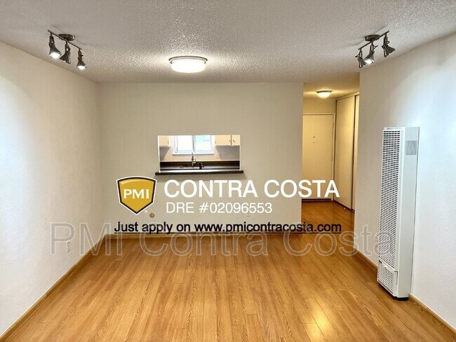 Building Photo - 1060 Oak Grove Rd