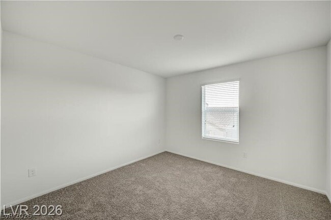 Building Photo - 634 Bellus Pl