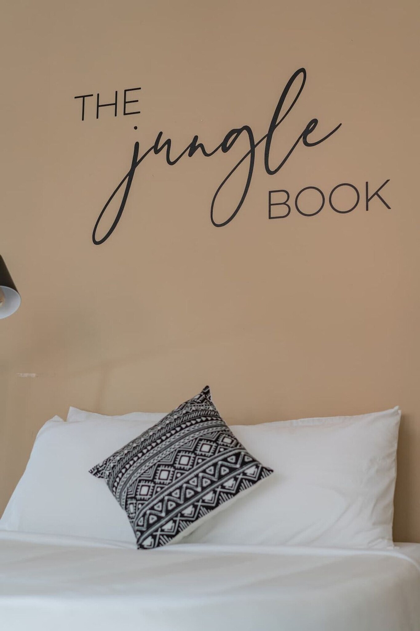 Building Photo - 621 Dennison Ave