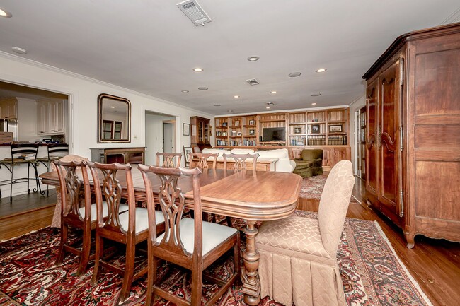 Building Photo - Coastal Living at Its Best – Fully Furnish...