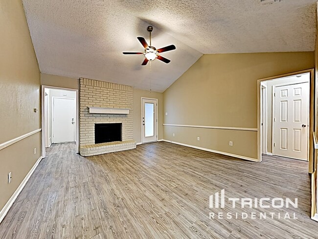 Building Photo - 429 Parkridge Blvd