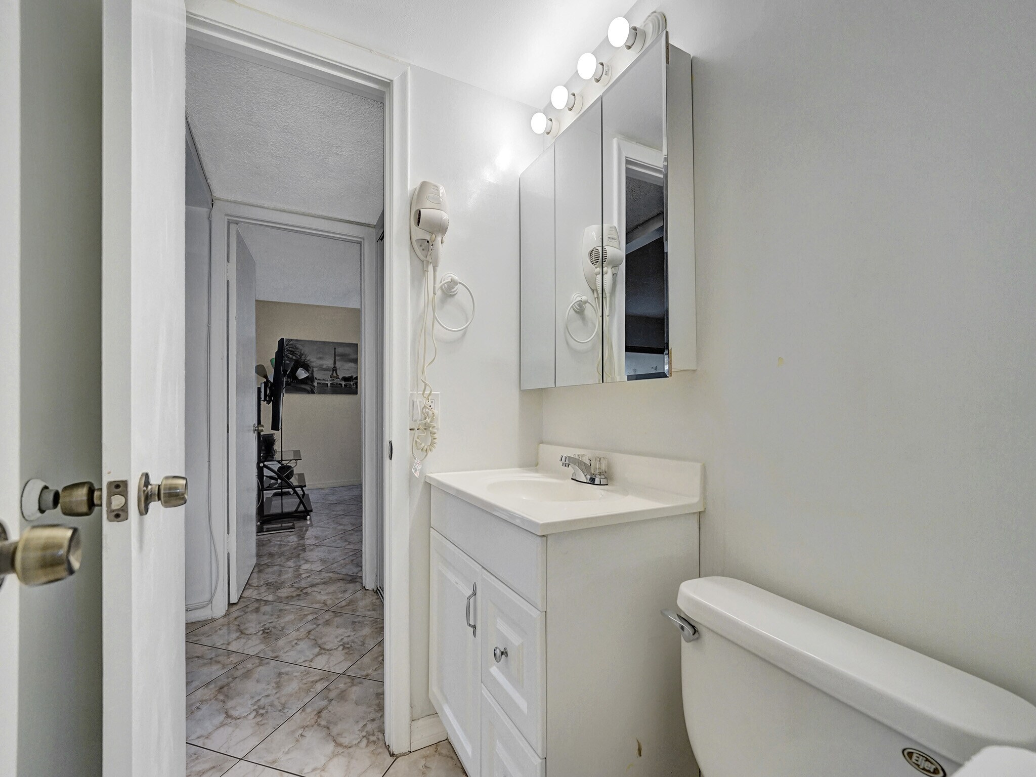 Building Photo - 201 178th Dr