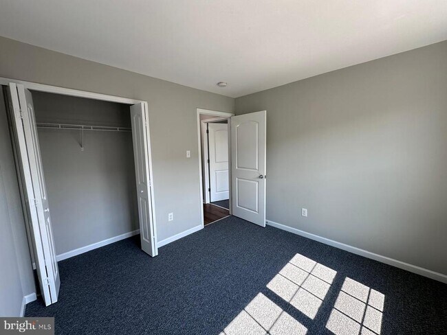 Building Photo - 220 South St