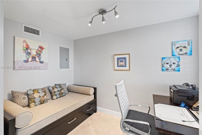 Building Photo - 1920 S Ocean Dr