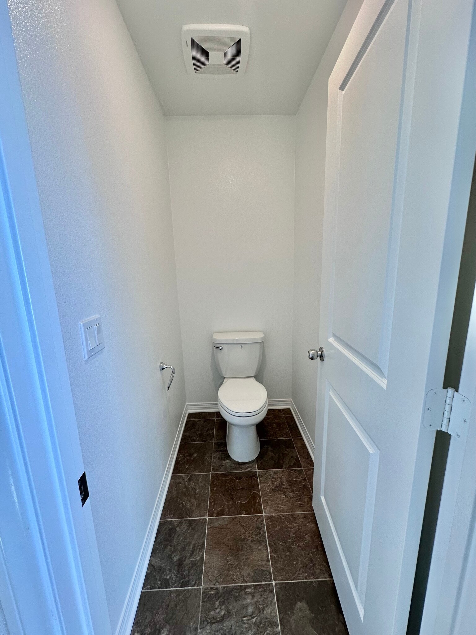Master bathroom - 7108 Olive Grove St