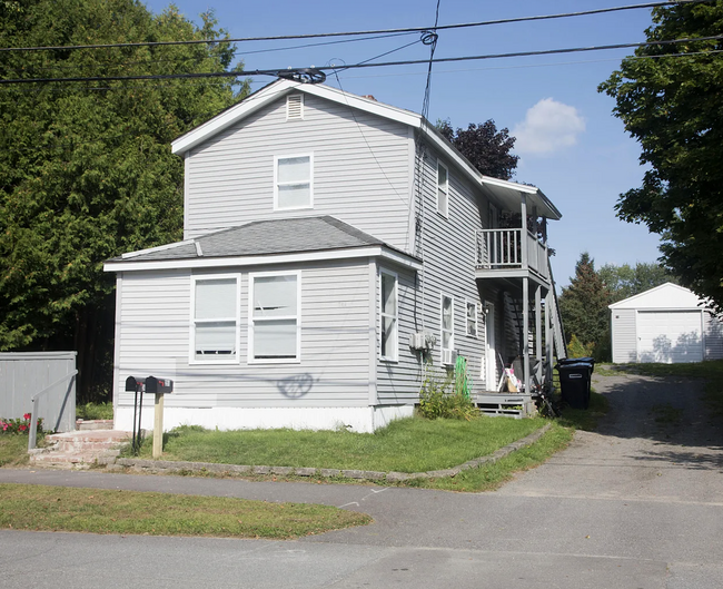 Building Photo - 249 Palm St