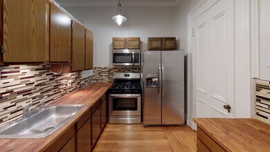 Building Photo - Gorgeous 3-Bedroom Apartment in Wooster Sq...