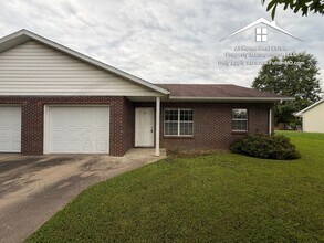 Building Photo - 617 Westview Dr