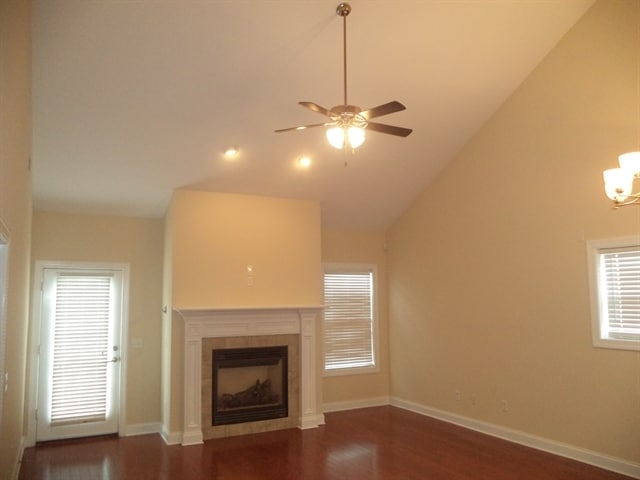 Building Photo - 1729 Bonnie Roach Ln