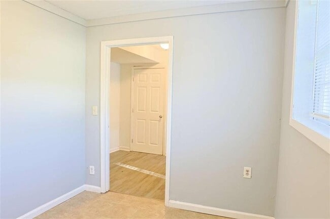 Building Photo - 130 Mimosa Dr