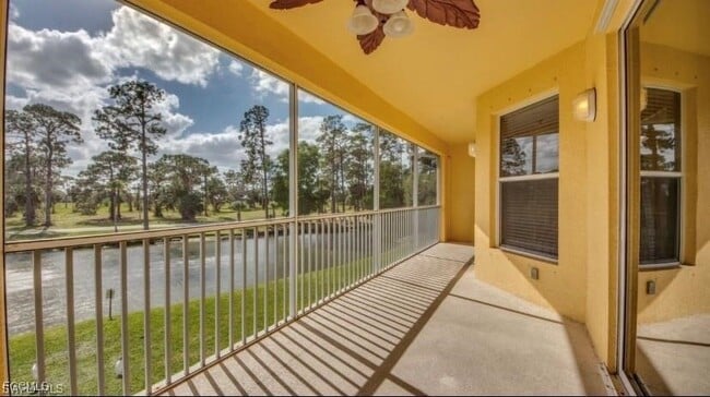 Building Photo - 15250 Riverbend Blvd