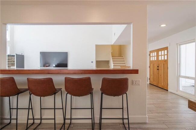 Building Photo - 24656 Shadowfax Dr