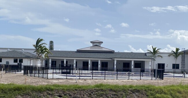 Building Photo - 13899 Via Aurora