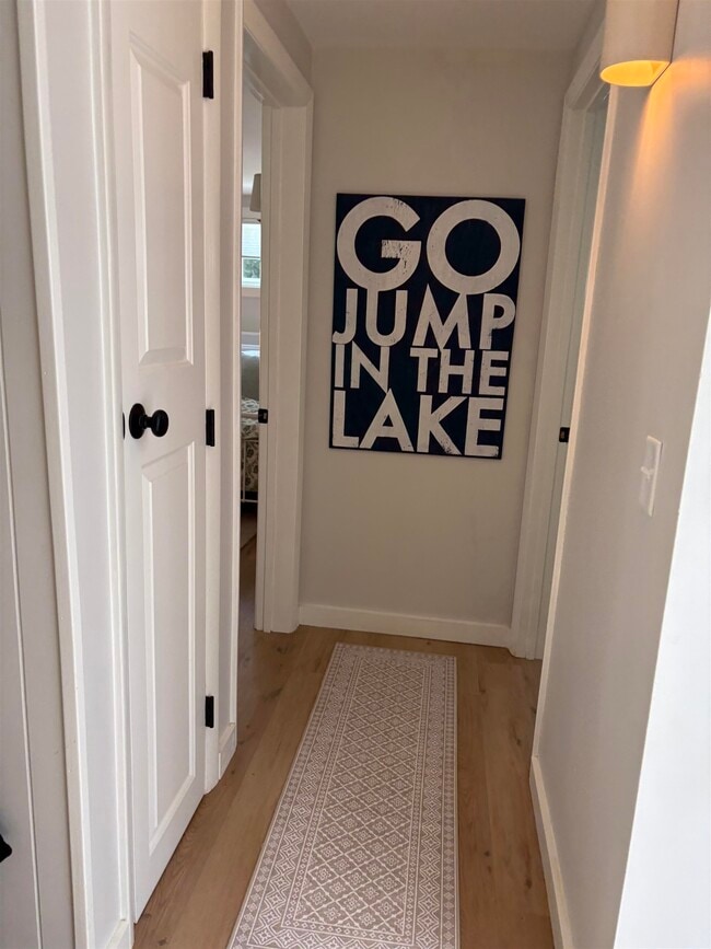 Building Photo - 121 Upper Bay Rd