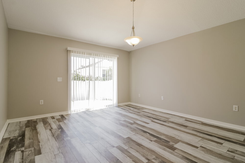 Building Photo - 2114 Nicollett Way
