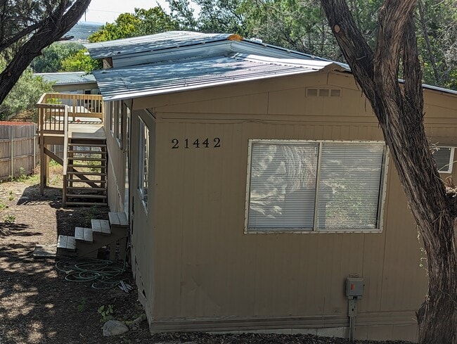 Primary Photo - 21442 Coyote Trail