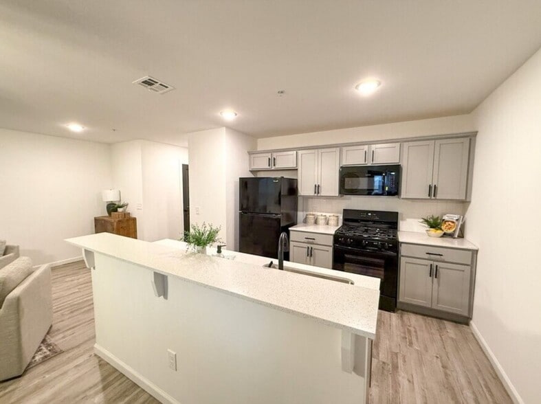 Interior Photo - Reserve on 29th Townhomes