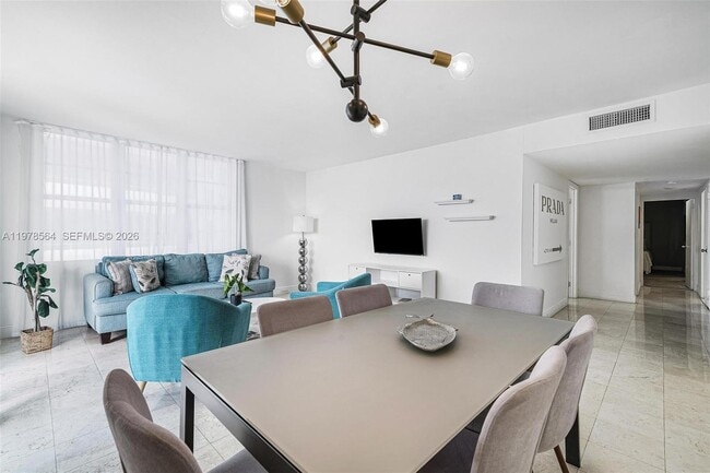 Building Photo - 5101 Collins Ave