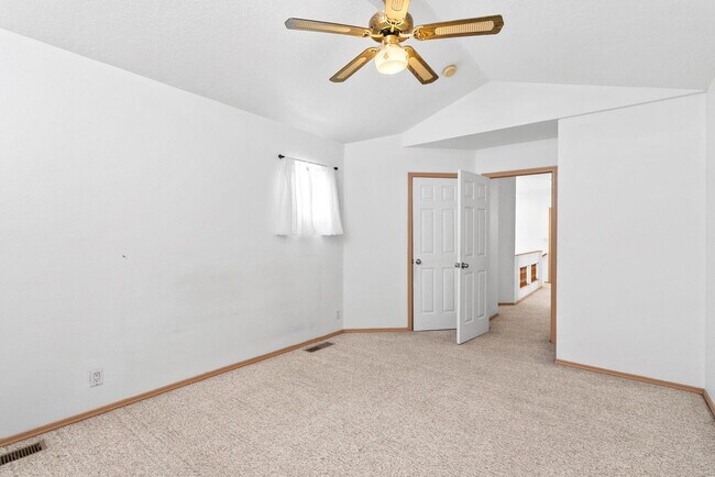 Building Photo - 1209 Paisano St NE