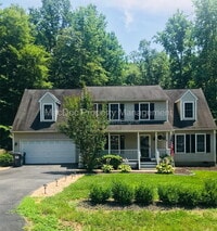 Building Photo - 6804 Saxony Cir